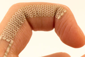 Електронні та звукові тату-пристрої на шкірі – крок до імплантації цифрових носіїв